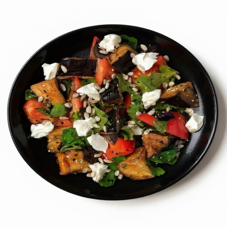 Салат с баклажаном и томатом